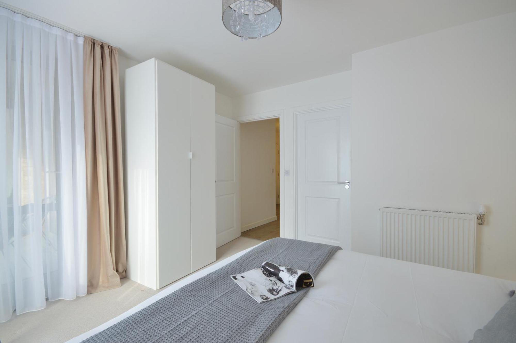 Modern 2 Bedroom Steps From Vauxhall St Apartamento Londres